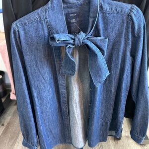 Shirt J CREW DENIN WITH BOW